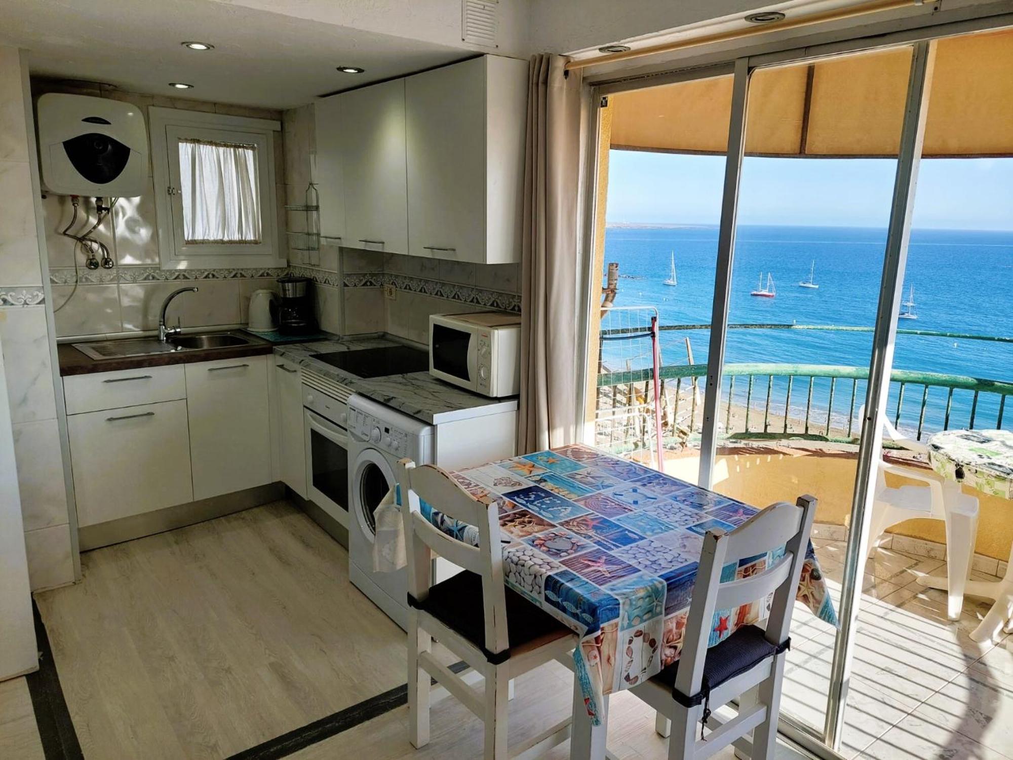 Frontal Ocean View Torres Del Sol Apartment Los Cristianos  Exterior photo