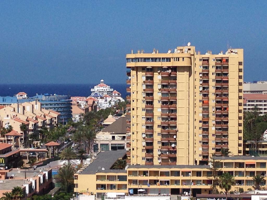 Frontal Ocean View Torres Del Sol Apartment Los Cristianos  Exterior photo